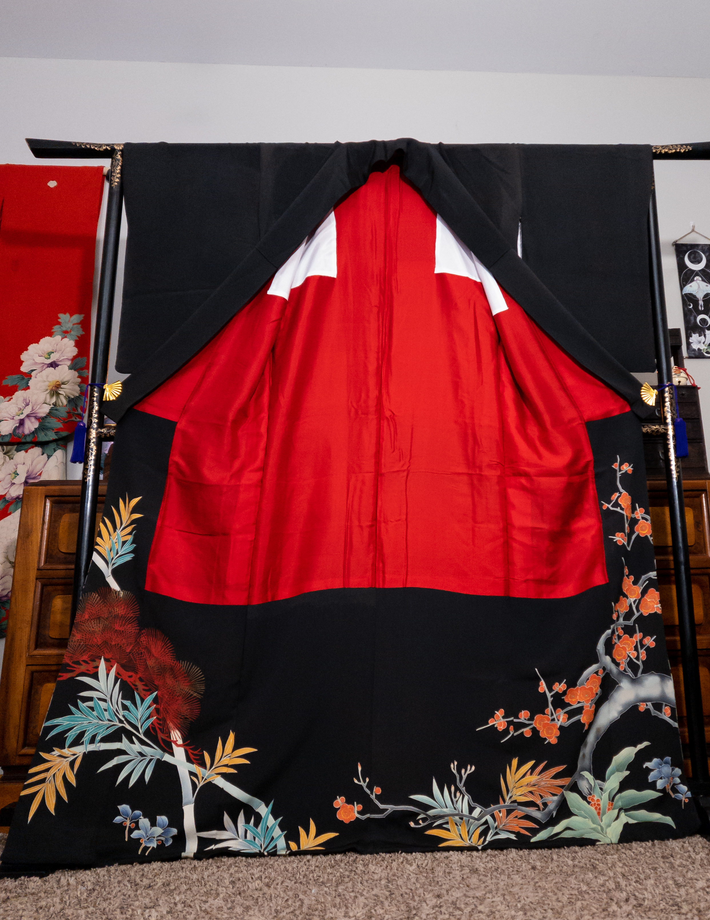 Post World War II Kimono Brutality: Kurotomesode Edition – Silk